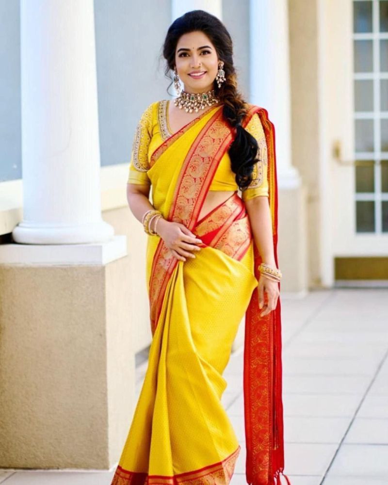 Amrah Wholesale Soft Silk 2092 Lichi Silk Jacquard Work Saree