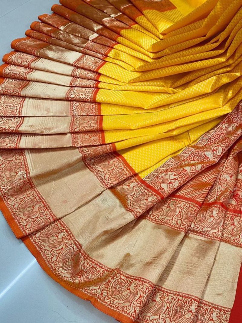 Amrah Wholesale Soft Silk 2092 Lichi Silk Jacquard Work Saree