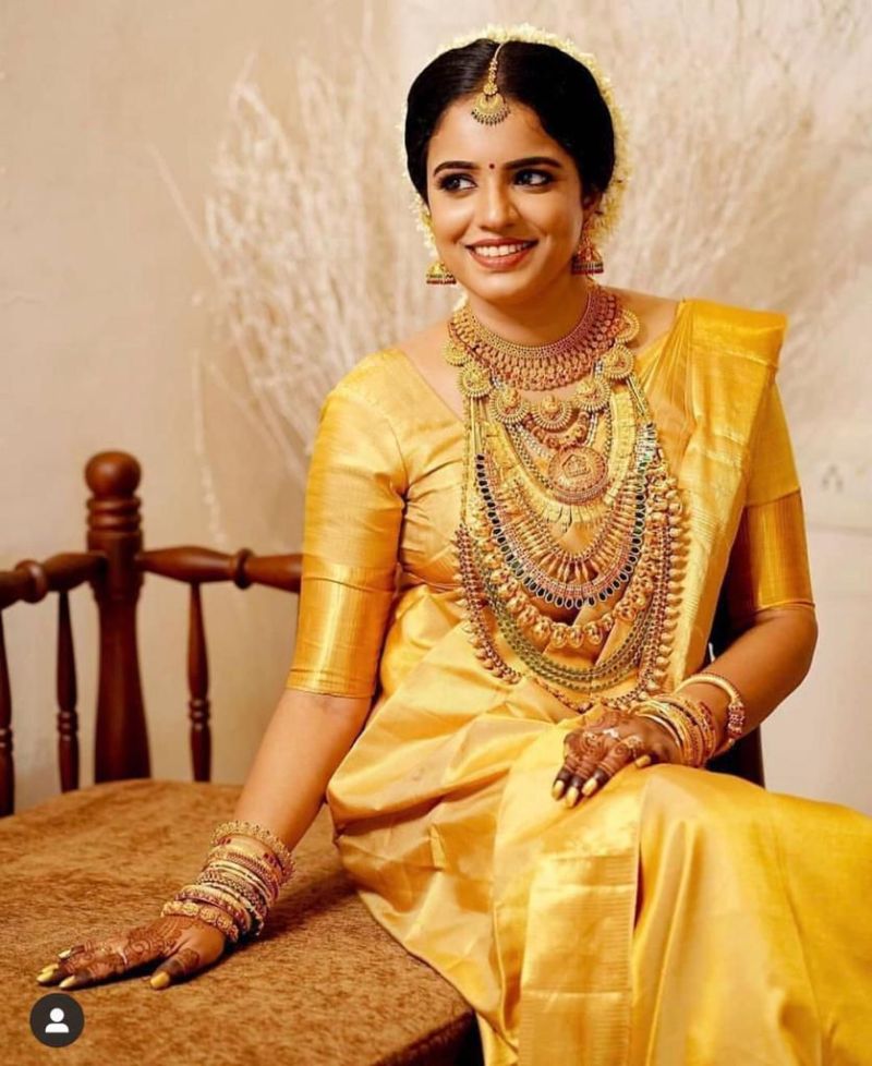 Amrah Wholesale Soft Silk 3048 Lichi Silk Jacquard Work Saree