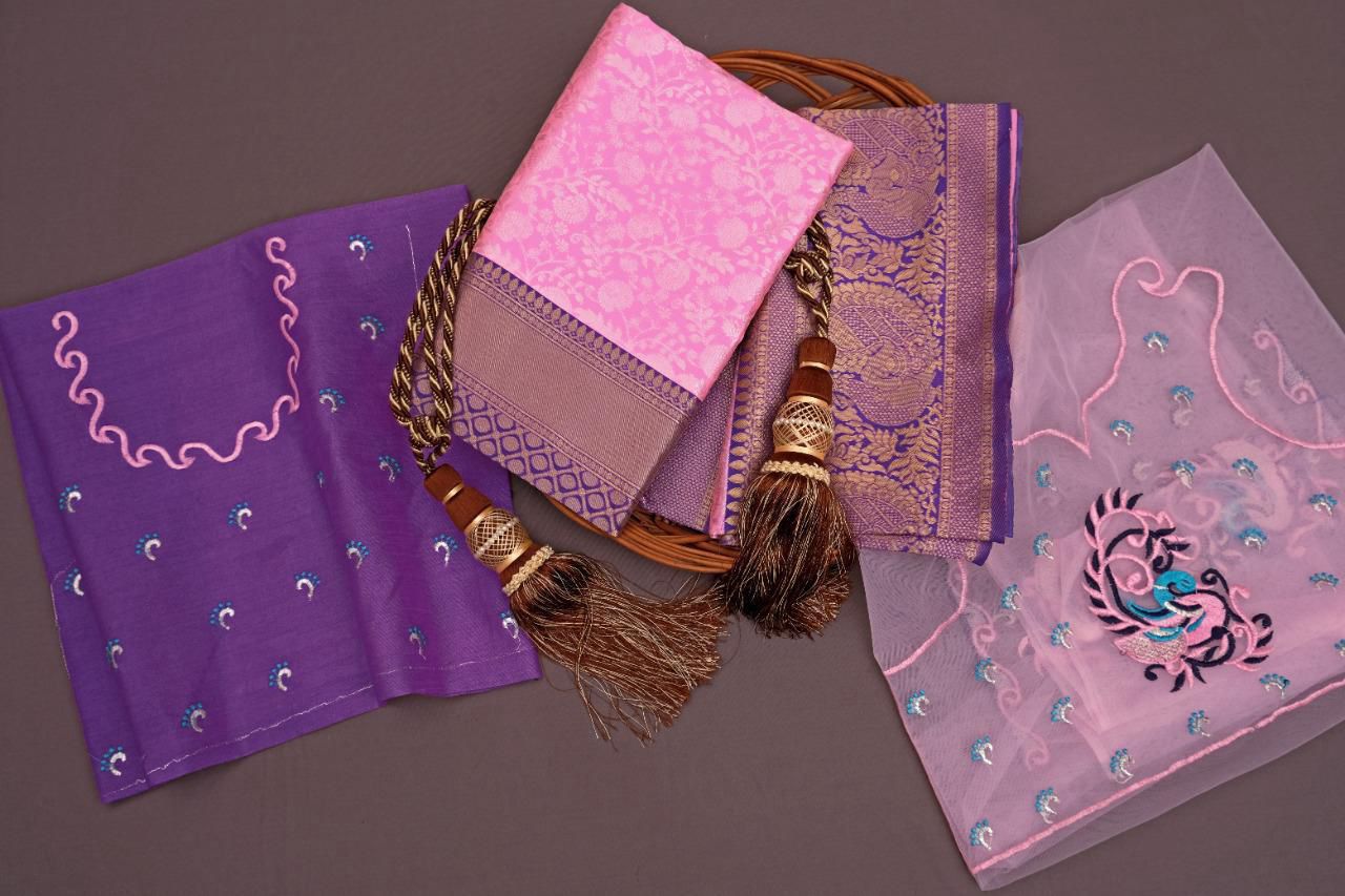 Amrah Wholesale Soft Silk 3057 Lichi Silk Saree