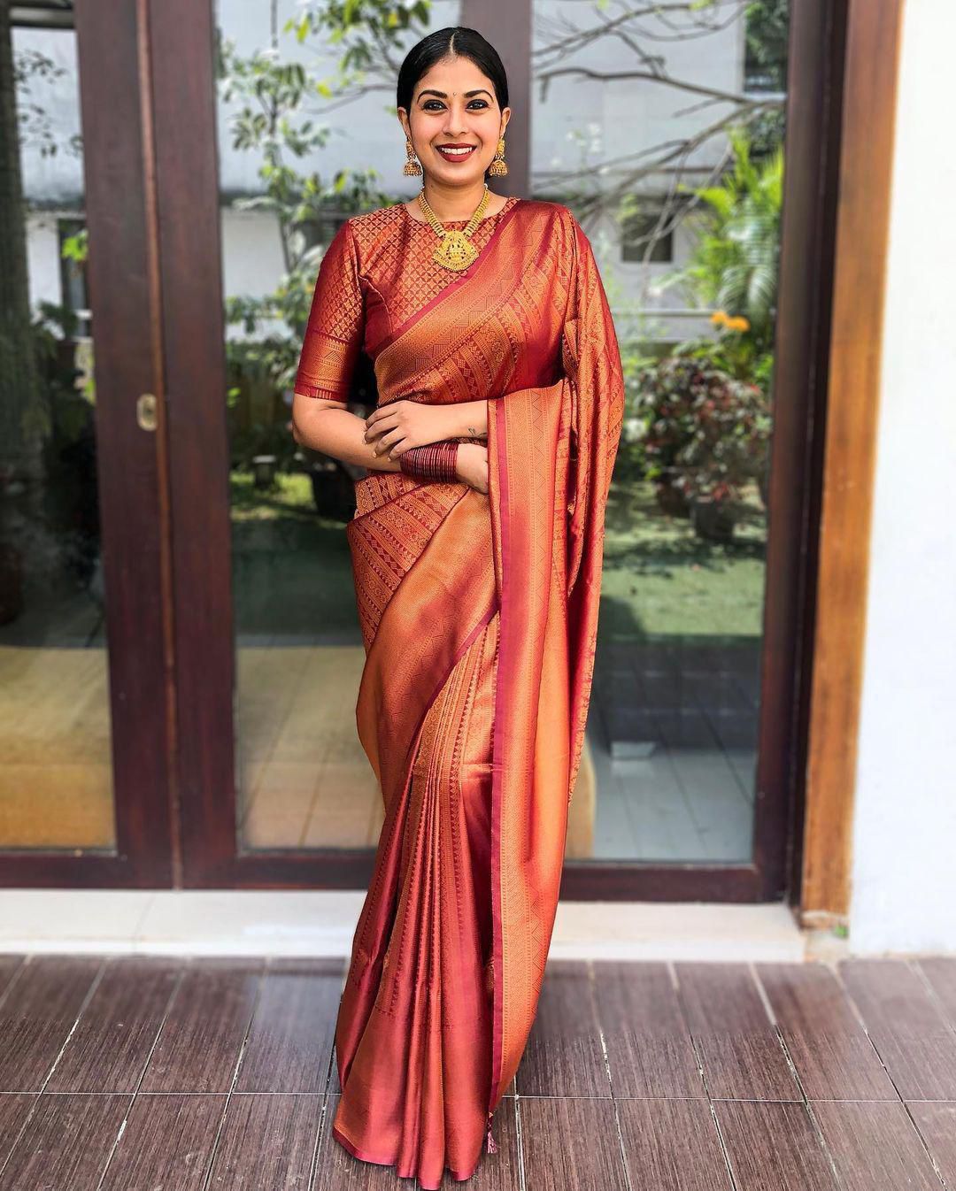 Amrah Wholesale Soft Silk 4009 Lichi Silk Saree - Amrah Wholesale