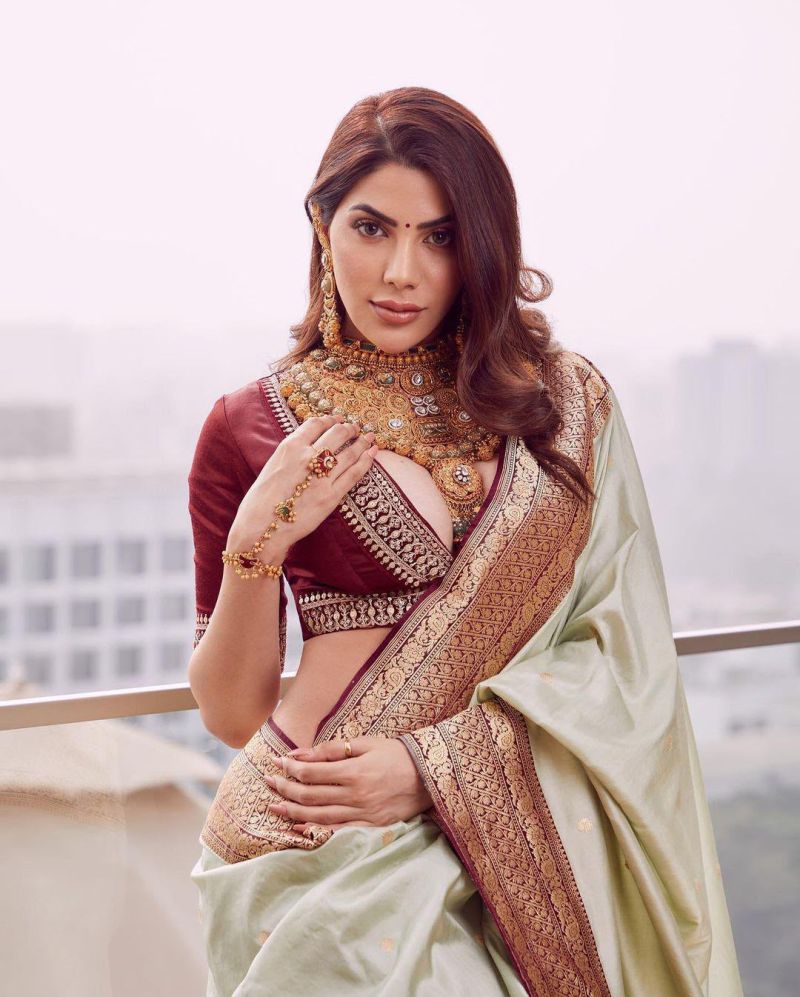 Amrah Wholesale Soft Silk 4076 Soft Lichi Silk Saree