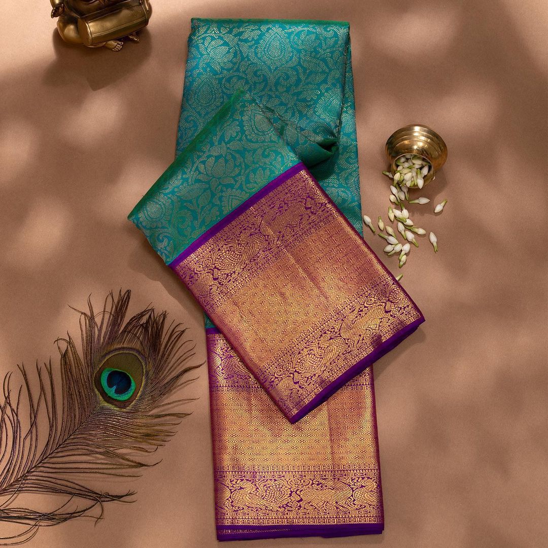 Amrah Wholesale Soft Silk 5042 Lichi Silk Saree