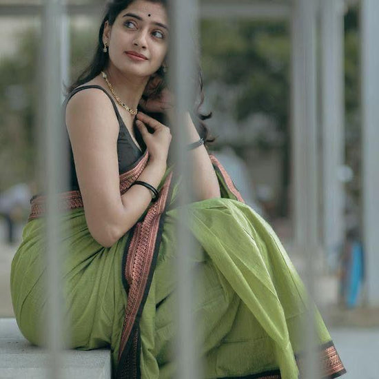 Amrah Wholesale Soft Silk 5044 Lichi Silk Saree