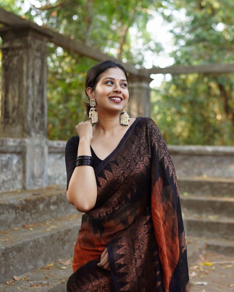 Amrah Wholesale Soft Silk 5053 Soft Linen Slab Saree
