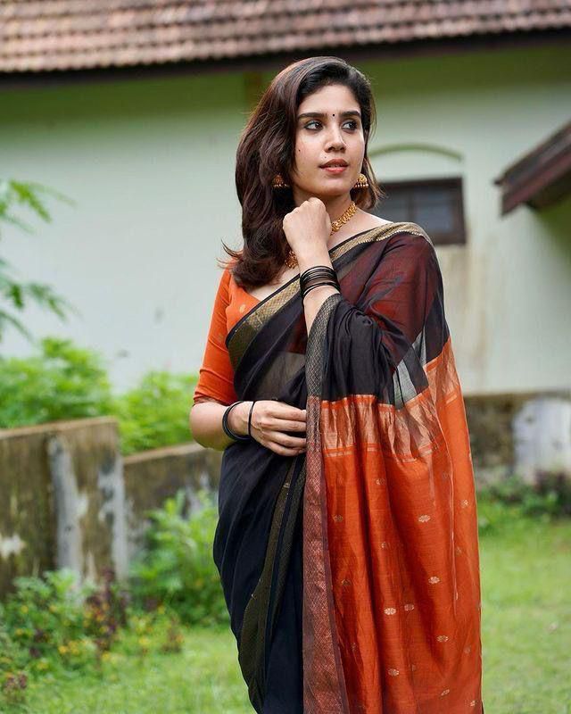 Amrah Wholesale Soft Silk 5056 Linen Slub Sarees - Amrah Wholesale