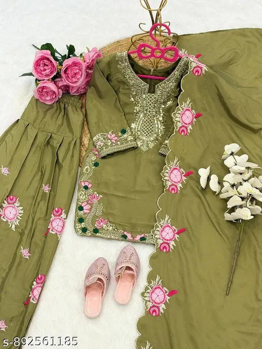 Amrah Wholesale St D No 164 Premium Silk Embroidered Girls Ethnic Dress