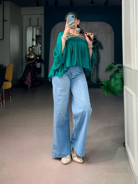 Amrah Wholesale Taraa L 4202 Mirror Gamthi Work Navratri Top - Amrah Wholesale