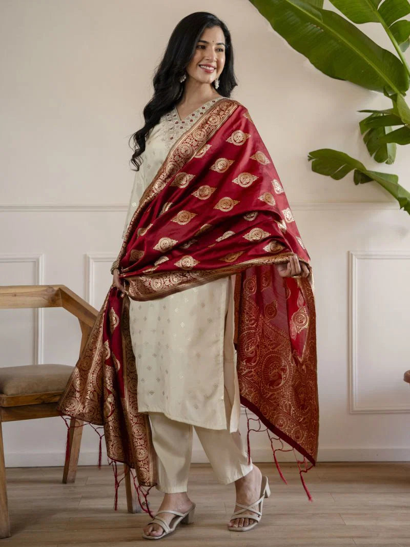 Amrah Wholesale Vp 9908 Silk Blend Embroidered Kurti Set