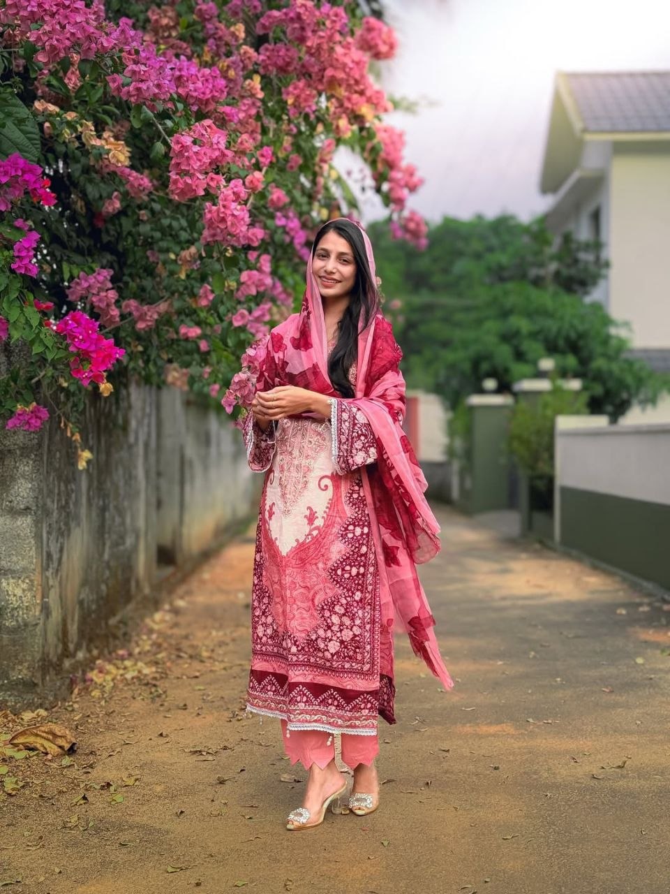 Amrah Yd 68 Cotton Pakistani Suit Set