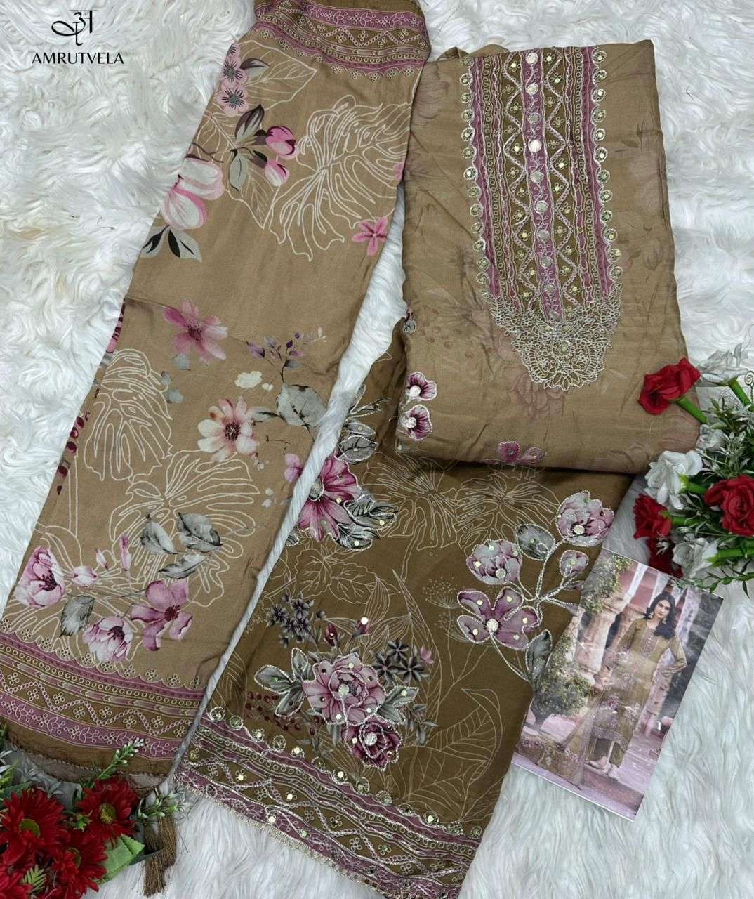 Amrutvela AT - 209 Pakistani Suit Wholesale Catalogue - Amrah Wholesale