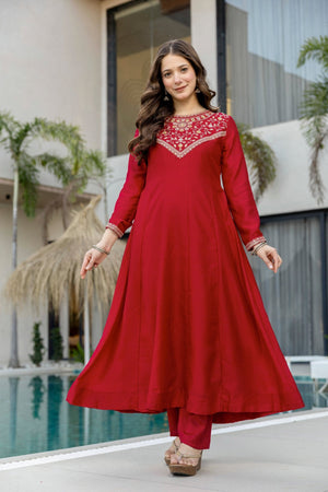 Aravani Vol 2 Vichitra Silk Kurti Pant Dupatta Set - Amrah Wholesale