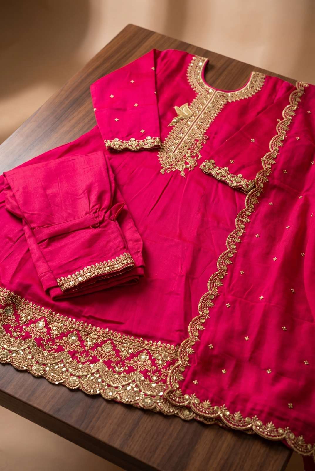 Aurraa Kaamini 001 To 004 Series Silk Embroidery Stitched Salwar Suit Set