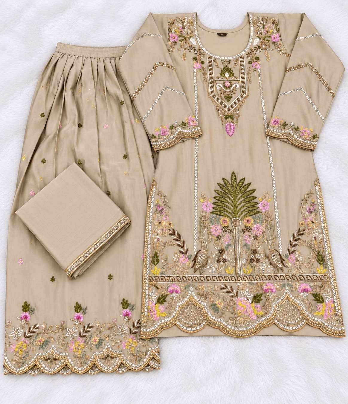 Aurraa Lavya Chinon Salwar Suit Set