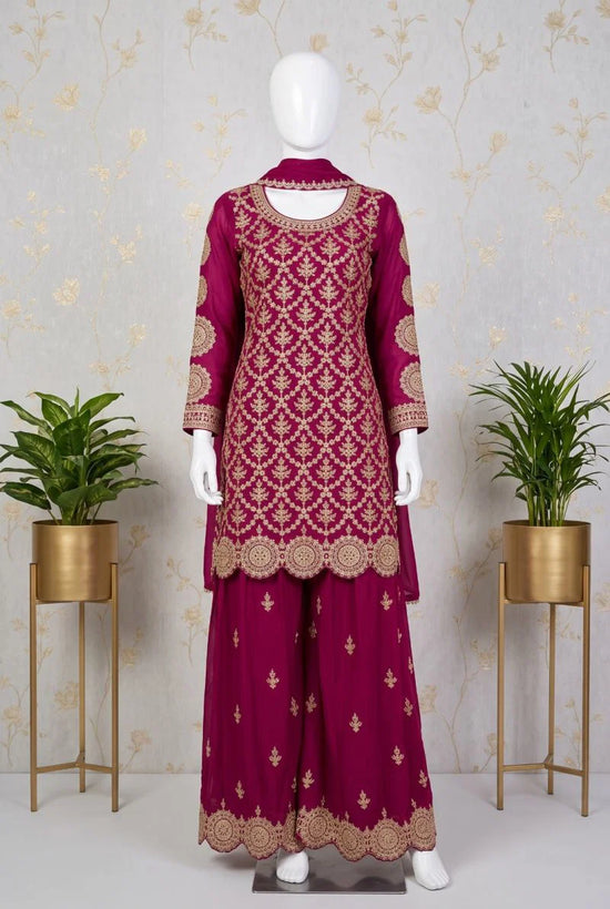 Aurraa Meenara Premium Chinon Embroidered Kurti Pant Dupatta Set