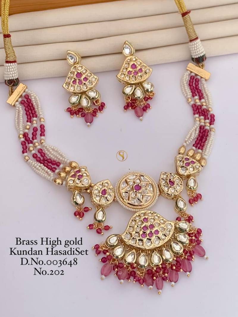 Brass High Gold Kundan Hasdi Set 4