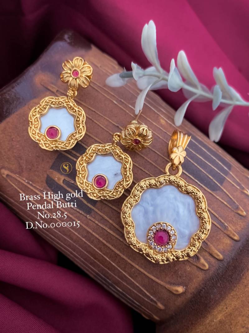 Brass High Gold Pendal Butti 4