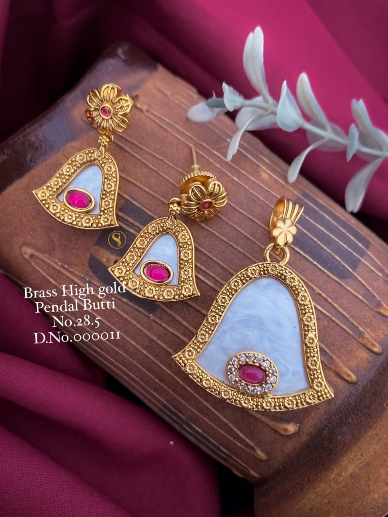 Brass High Gold Pendal Butti 4