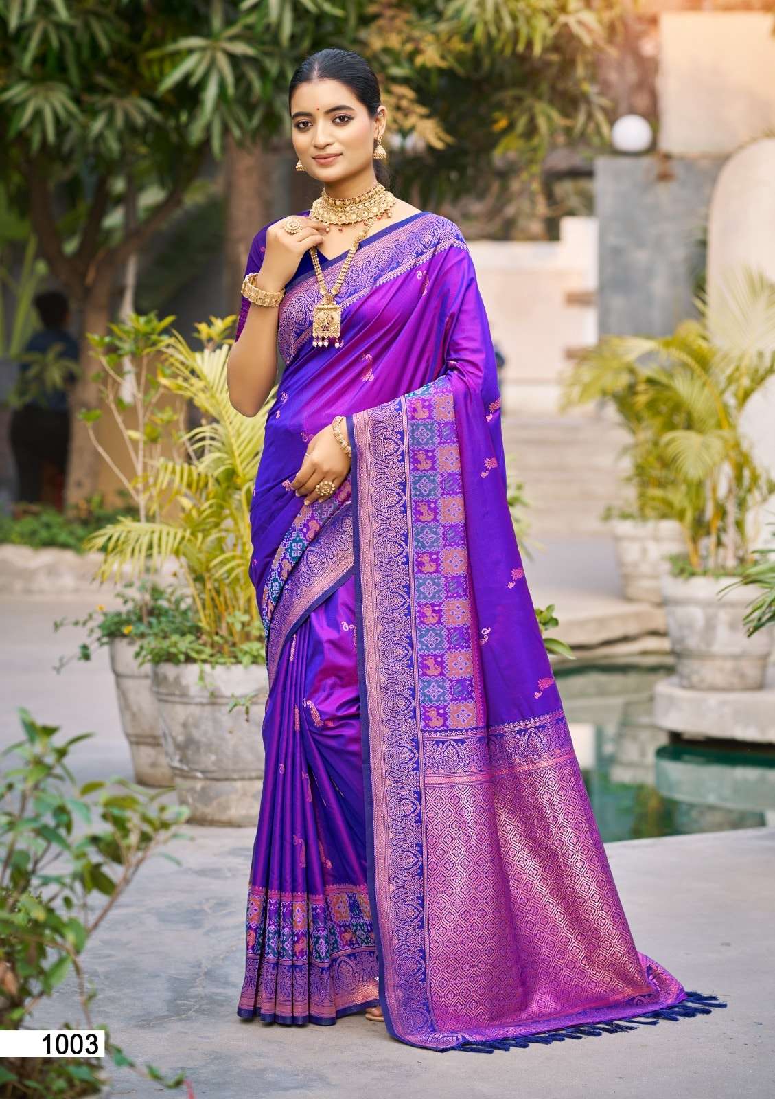 BUNAWAT VRINDAVAN SILK Premium Soft Silk Printed Saree - Amrah Wholesale