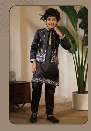 Clleora Mini Maharaj