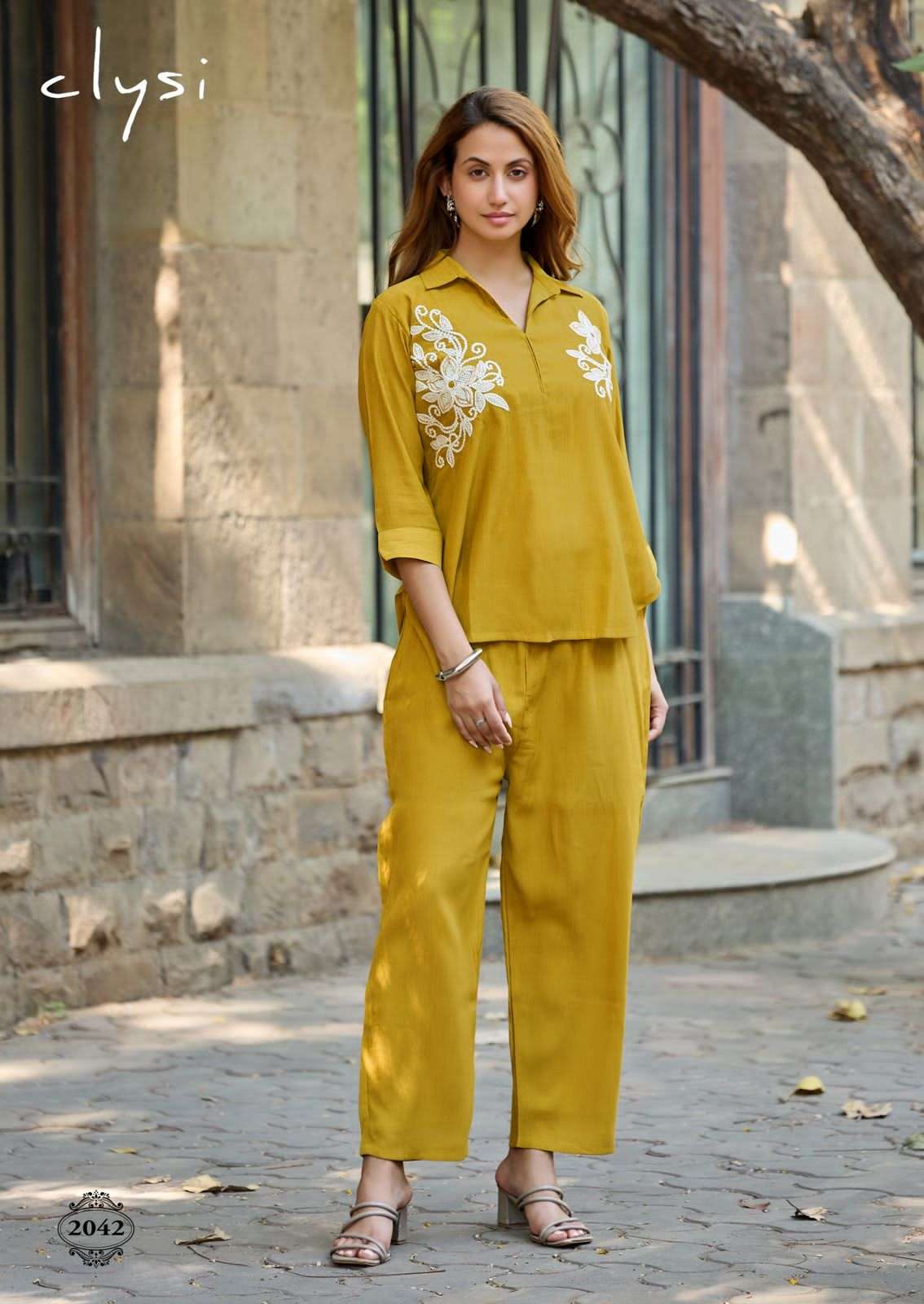 Clysi Avira Viscose Handwork Co Ord Set - Amrah Wholesale