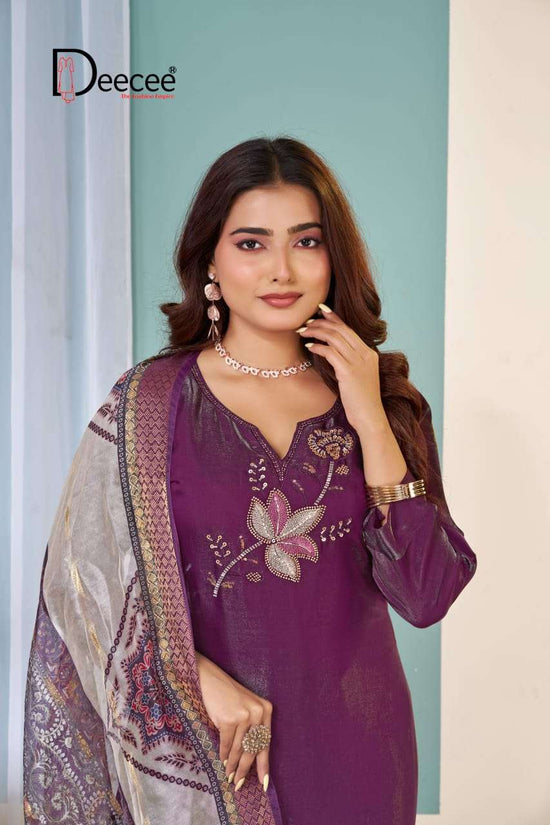 Dee Cee Darshi