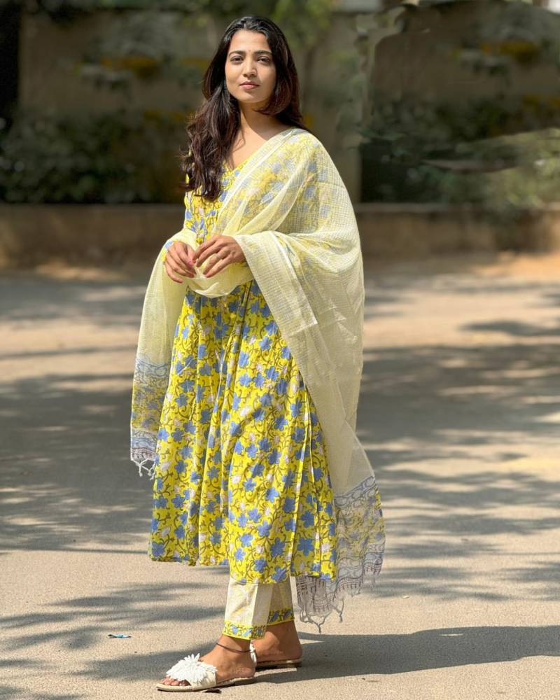 Dhruvi 362