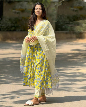 Dhruvi 362