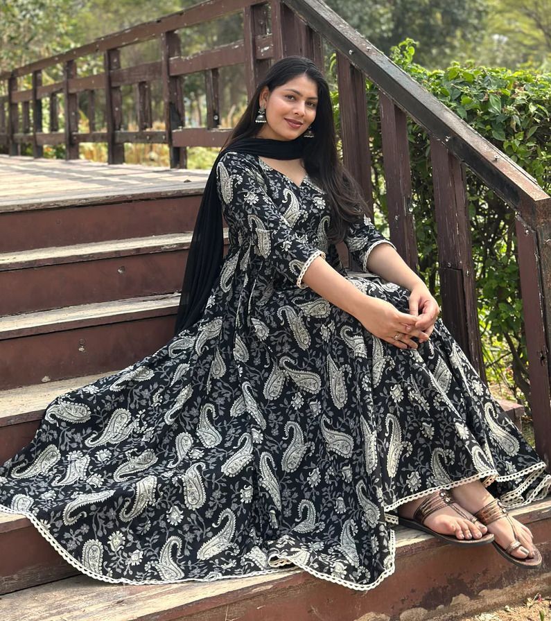 Dhruvi 378