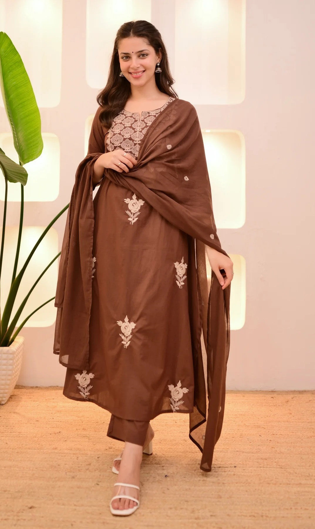 Dhruvi 384