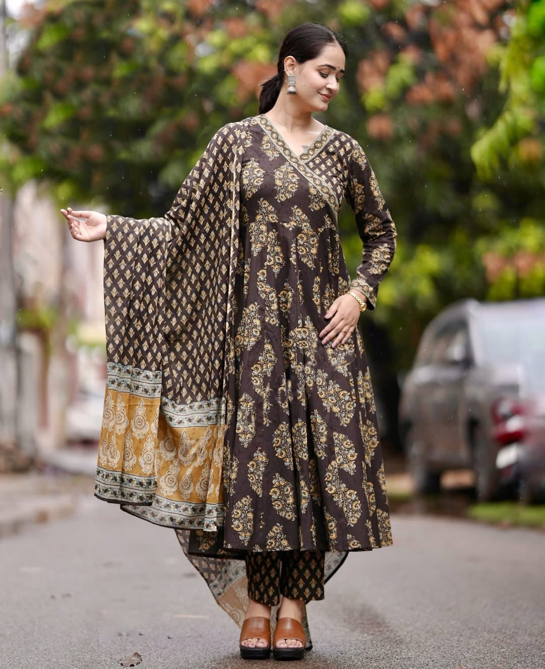 Dhruvi 392