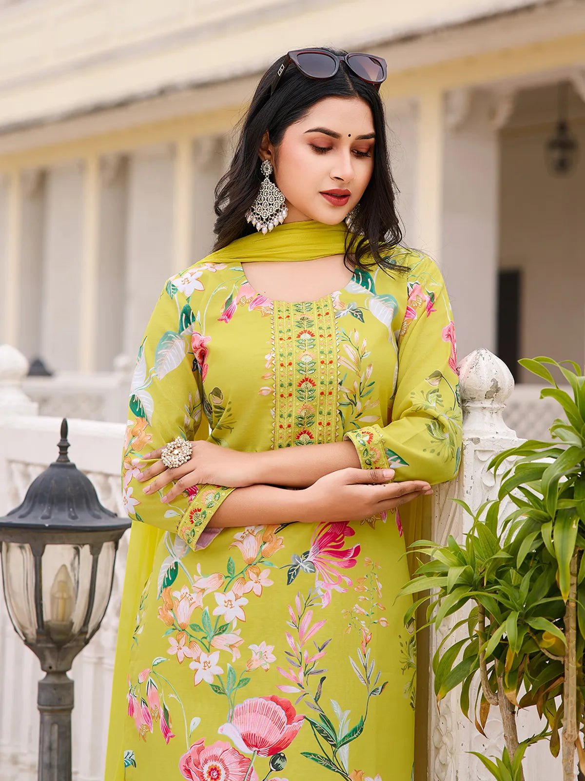 Dhruvi 431 Cotton Printed Kurti Pant Dupatta Set - Amrah Wholesale