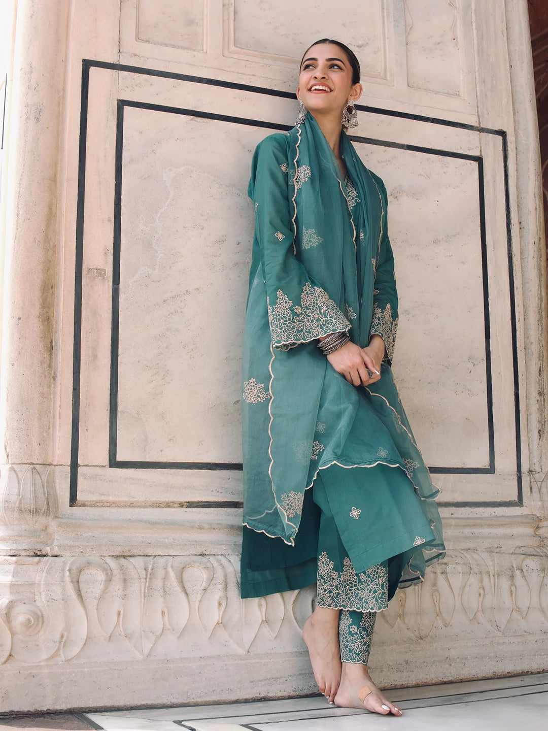 Dhruvi 462 Viscose Embroidered Kurti Pant Dupatta Set