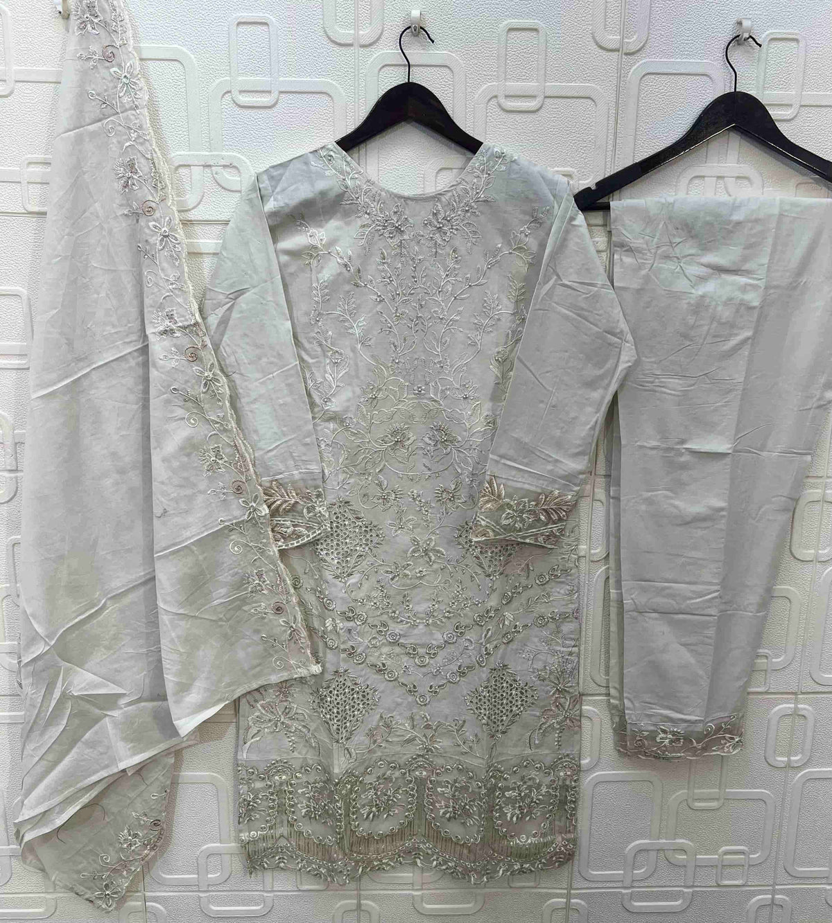 Elan Lawn Studio E - 24 Salwar Suit Set - Amrah Wholesale