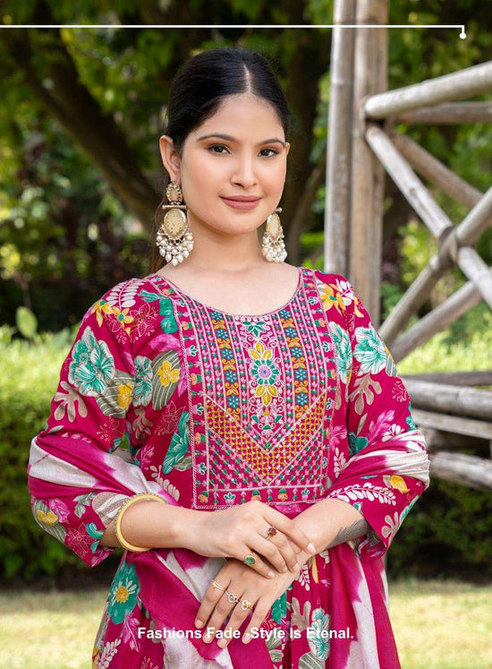 Erraha Amayra Vol 8 Vetican Foil Print Top Bottom Dupatta Set