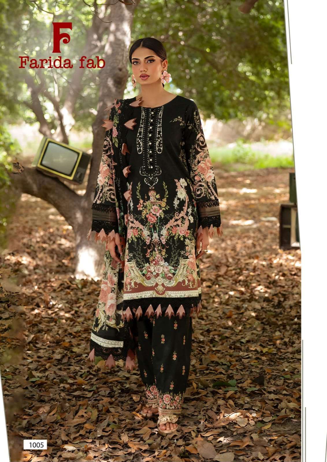 Farida Fab Queens Court 15 Cotton Printed Pakistani Suit Set