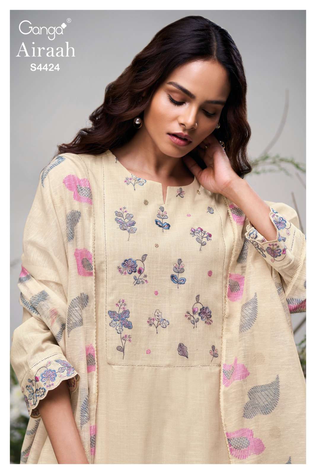Ganga Fashion Airaah 4424