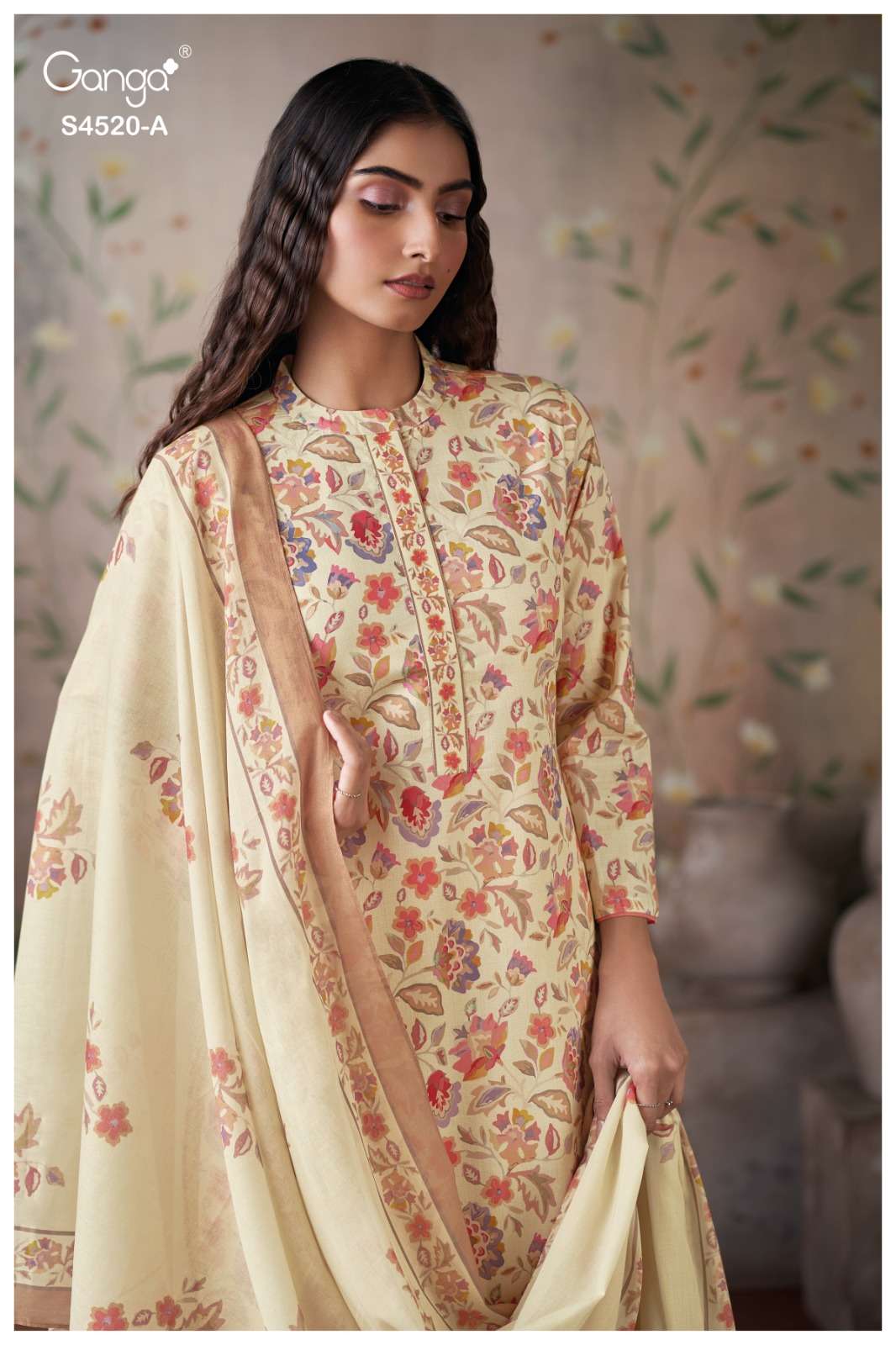 Ganga Fashion Chesira 4520