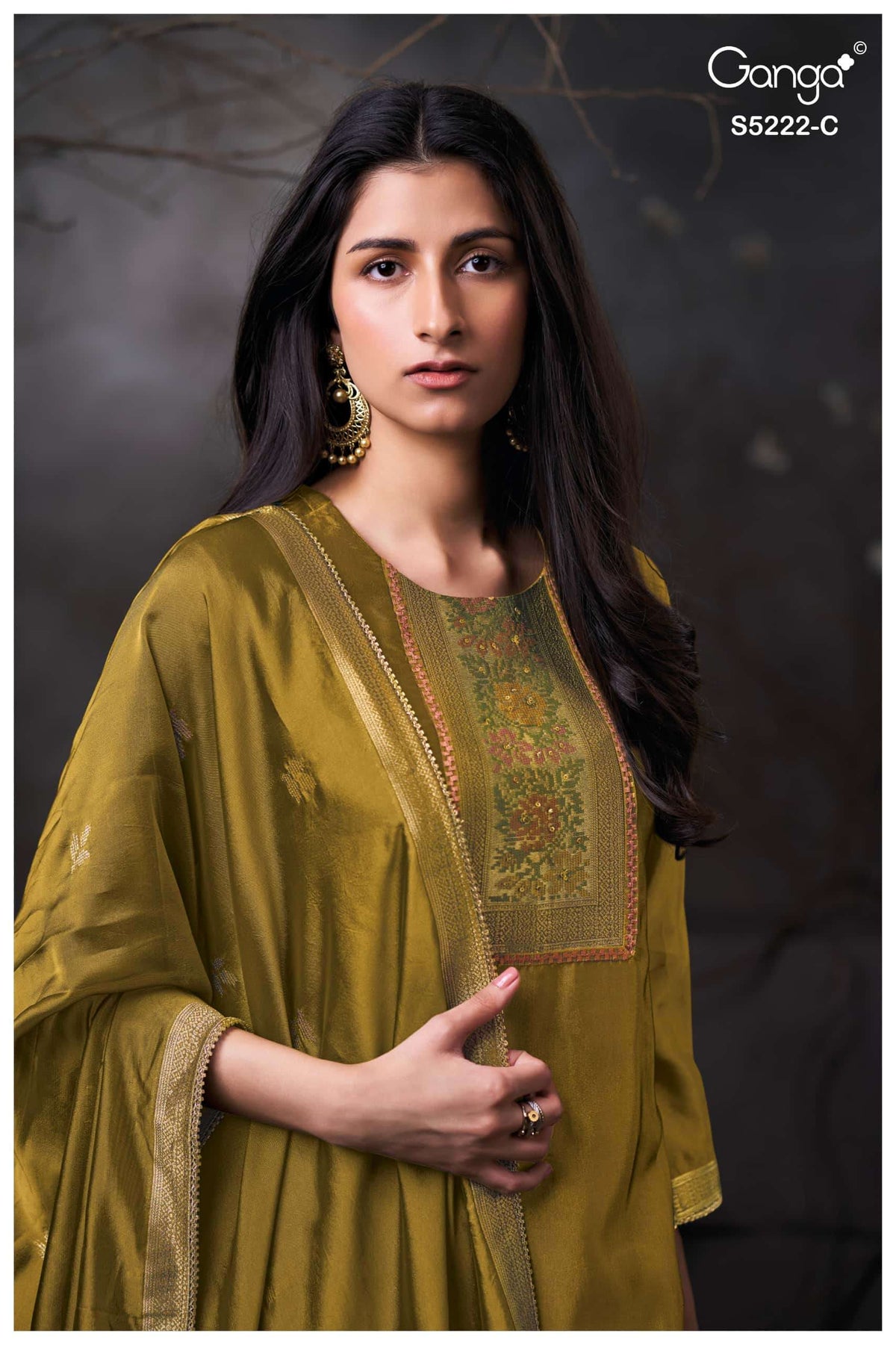Ganga Fashion Iresha 5222 Viscose Silk Jacquard Dress Material