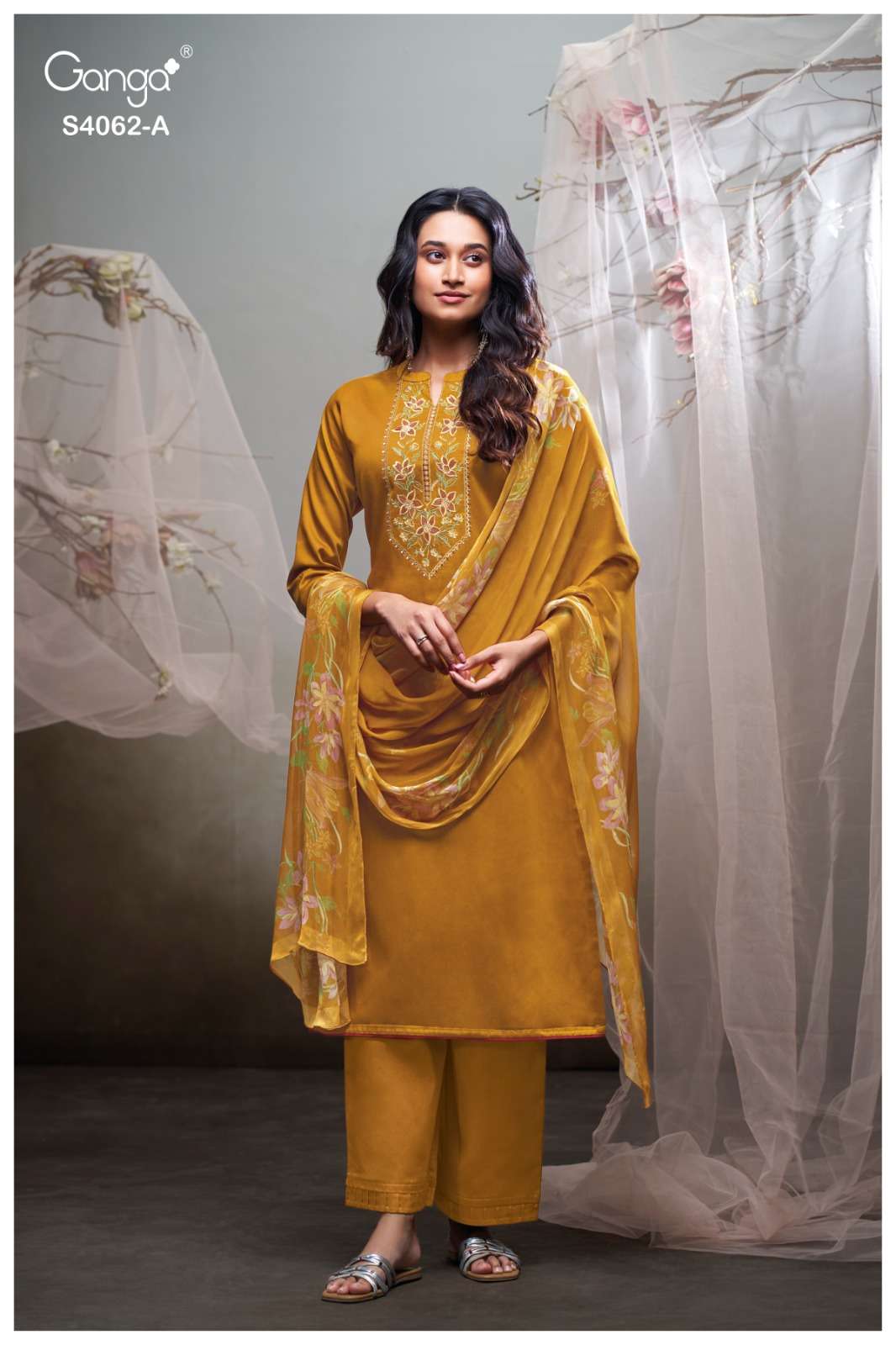 Ganga Fashion Izyra 4062