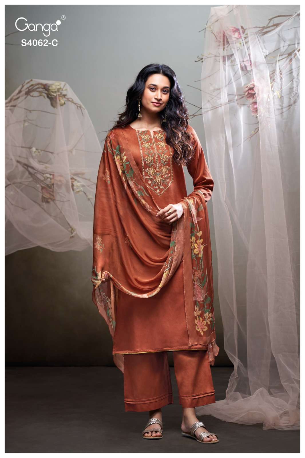 Ganga Fashion Izyra 4062