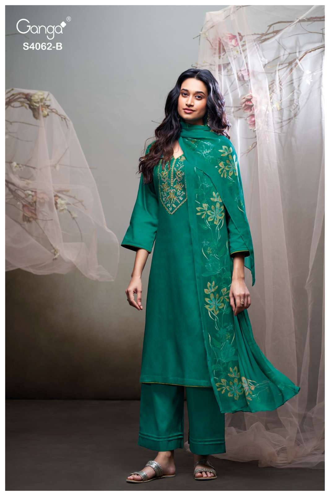 Ganga Fashion Izyra 4062