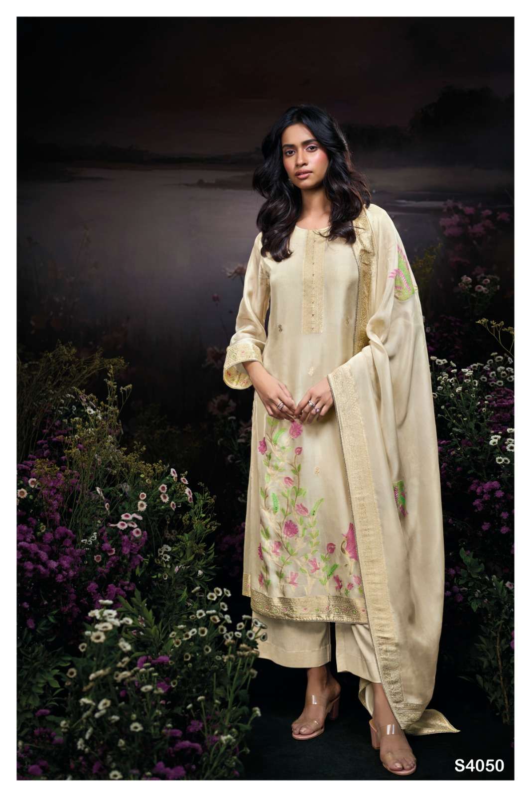 Ganga Fashion Kaneeza 4050