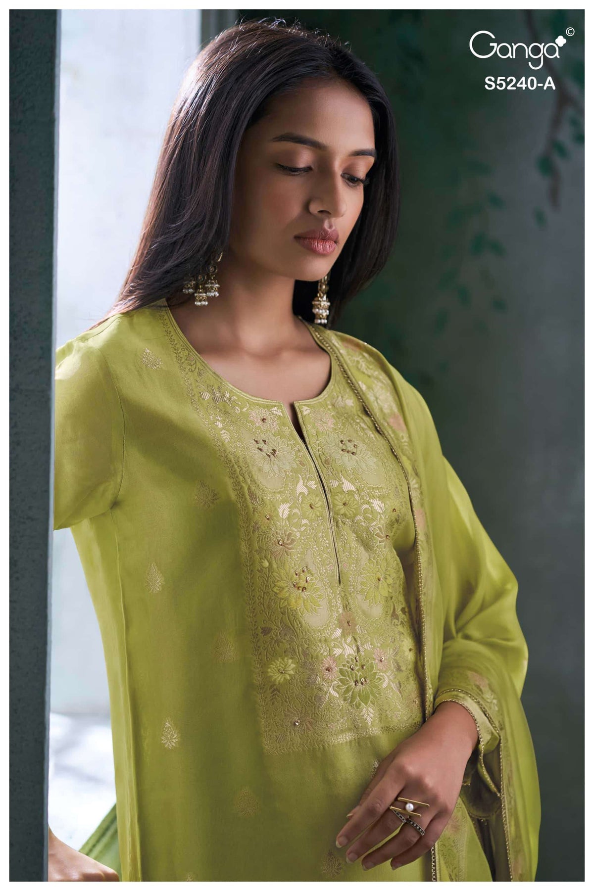 Ganga Fashion Nairaah 5240 Viscose Silk Jacquard Dress Material