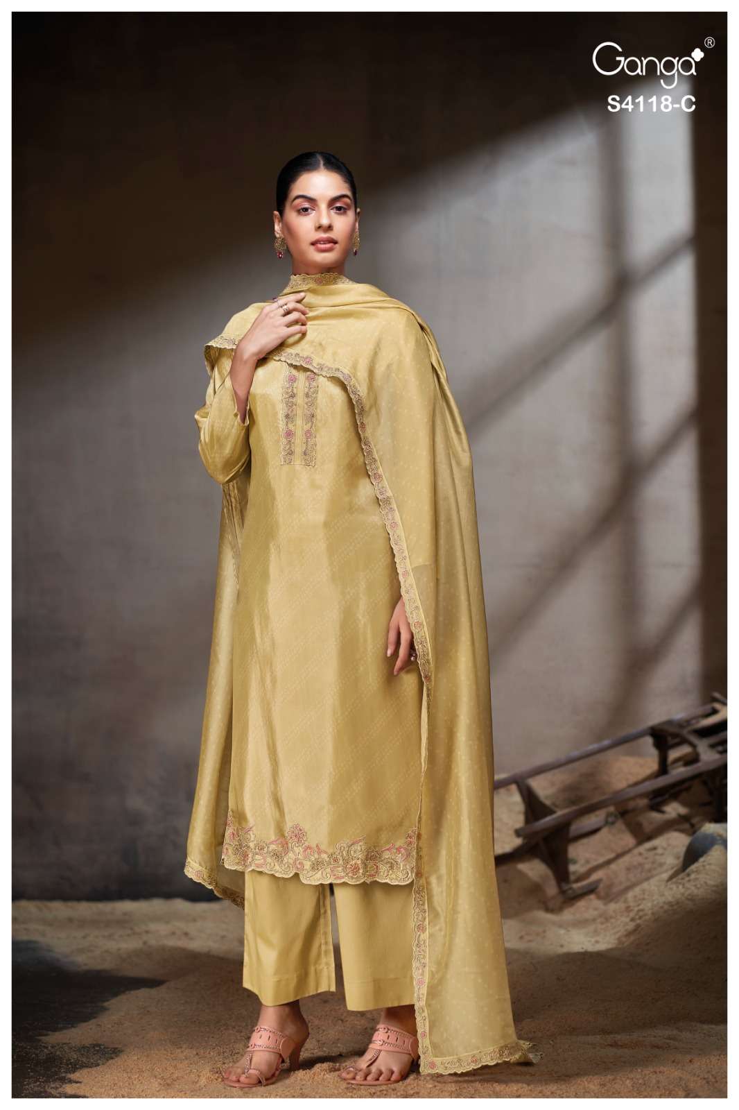 Ganga Fashion Ziyaara