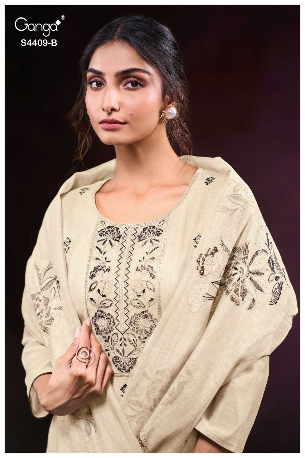 Ganga Fashion Pivisha 4409