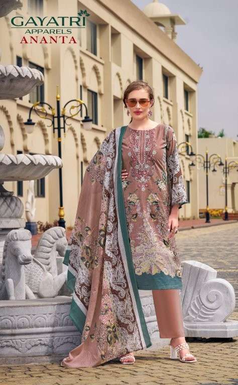 Gayatri Ananta Vol-01