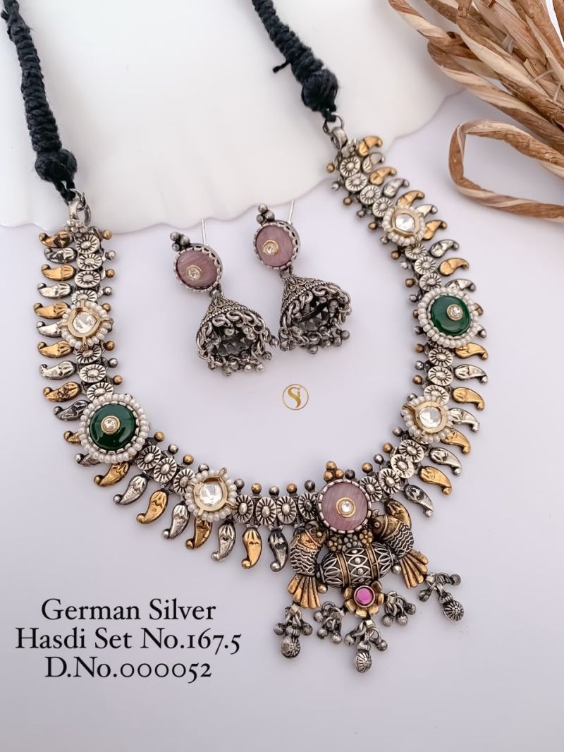 German Silver Stone Hasdi Set 16 Oxidized Necklace Set