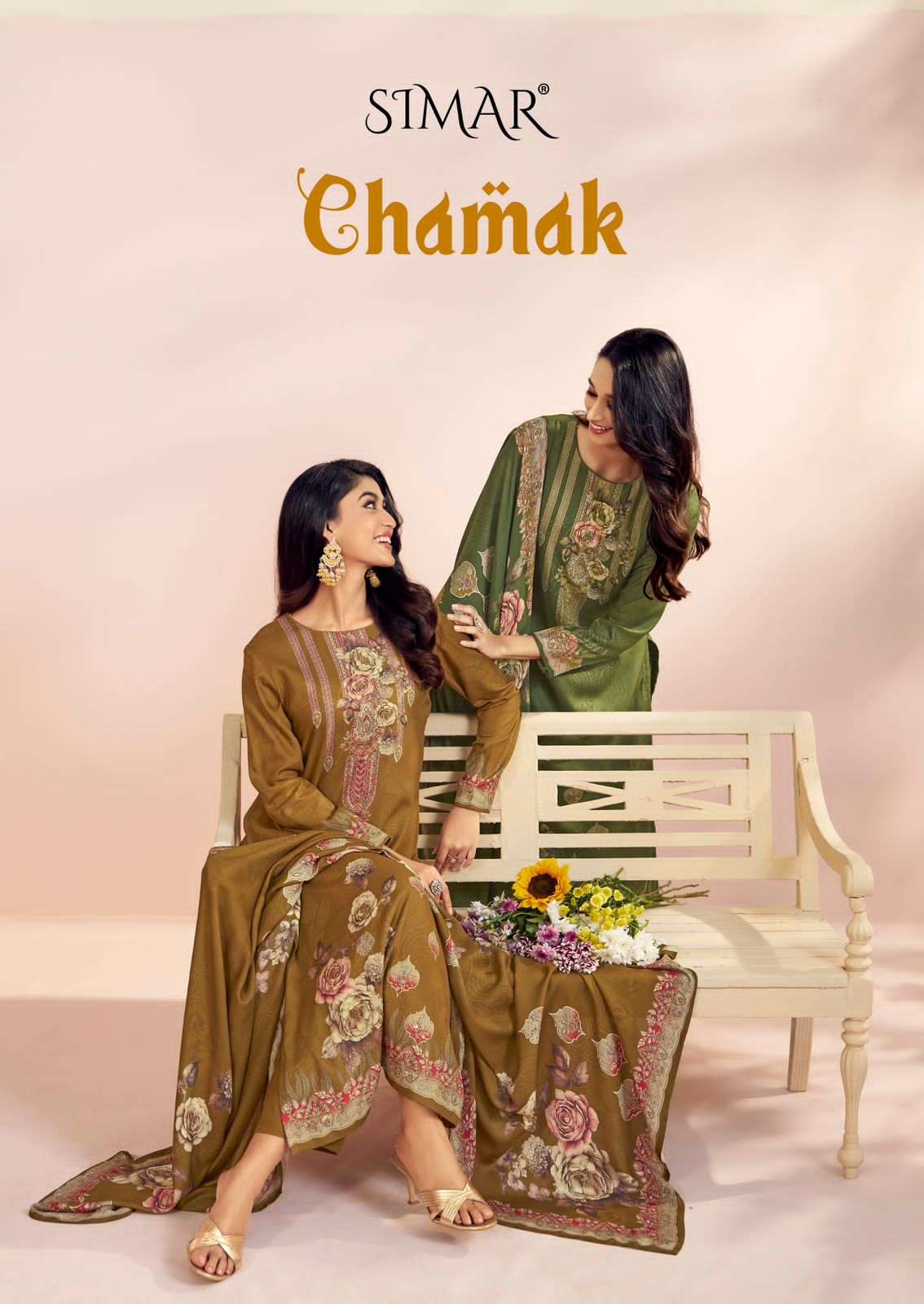 Glossy Simar Chamak