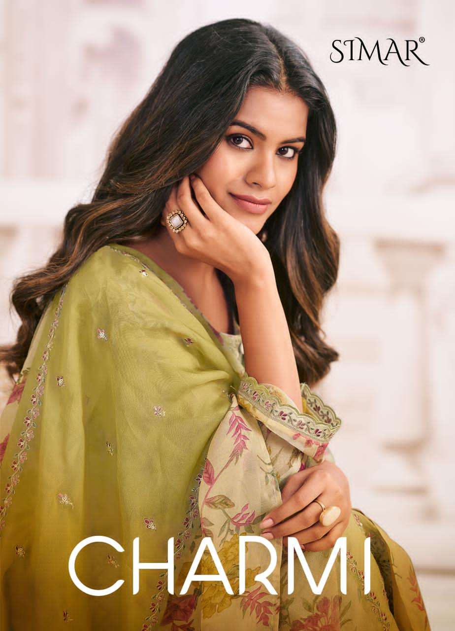 Glossy Charmi